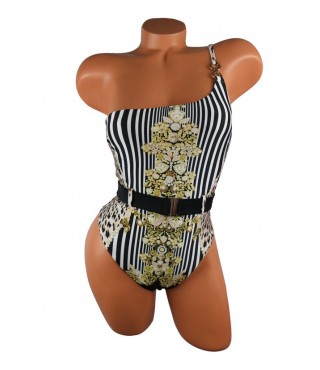 Maudymukas su viena petnešėle ir diržu